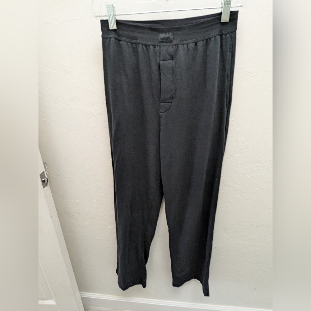 Skims loose boyfriend pants